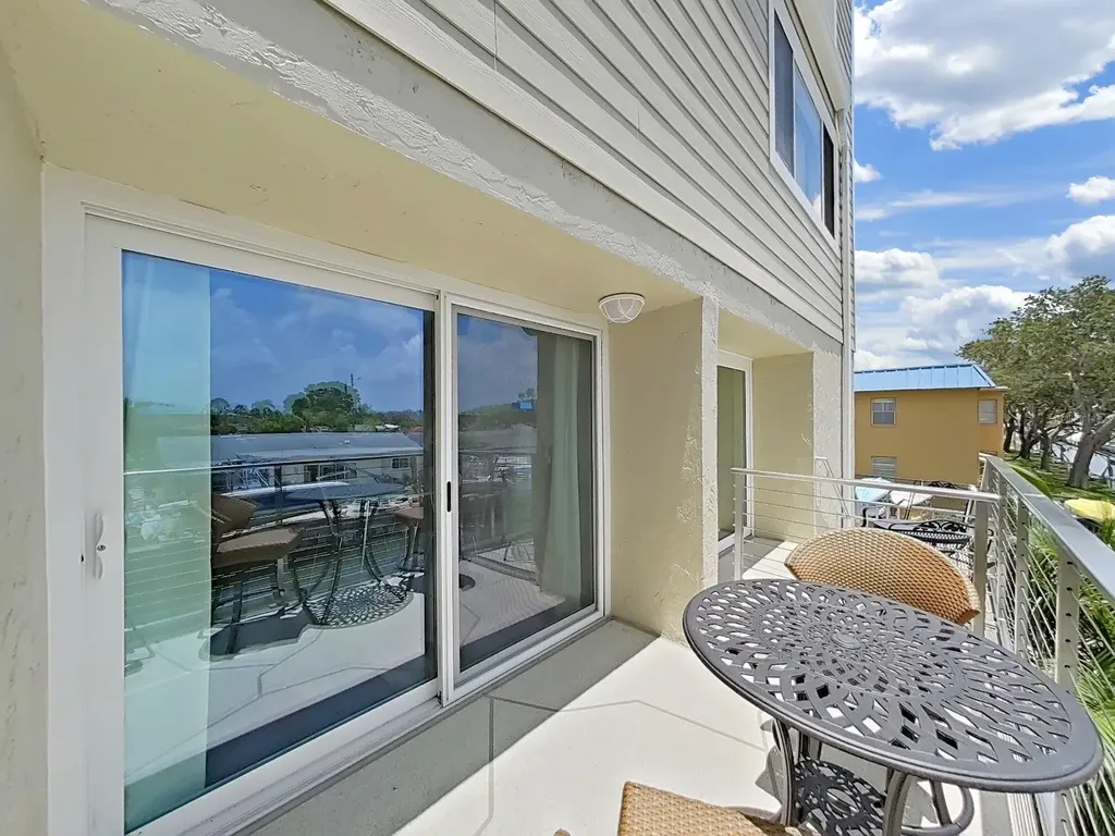 433 S Paula Drive Dunedin FL 34698