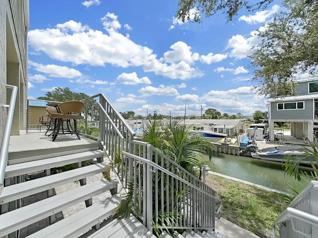 433 S Paula Drive Dunedin FL 34698