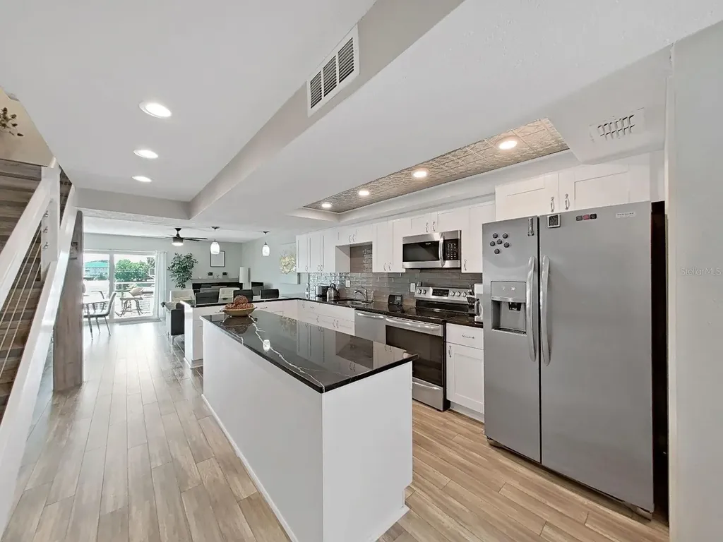 433 S Paula Drive Dunedin FL 34698