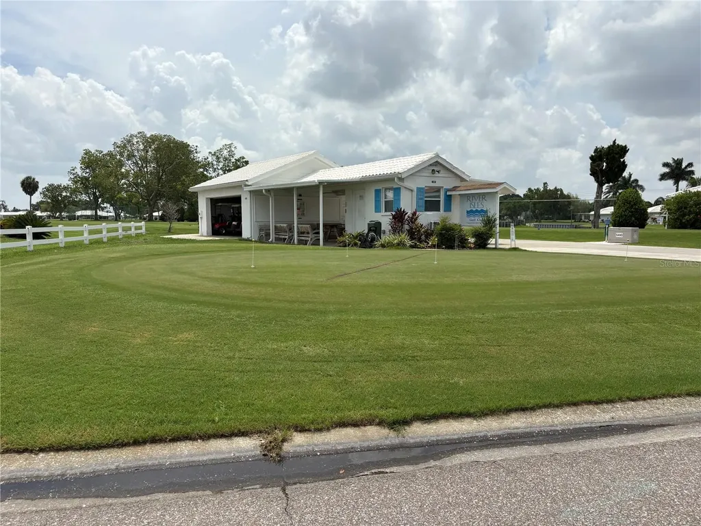 1612 S Elmwood Drive Bradenton FL 34208