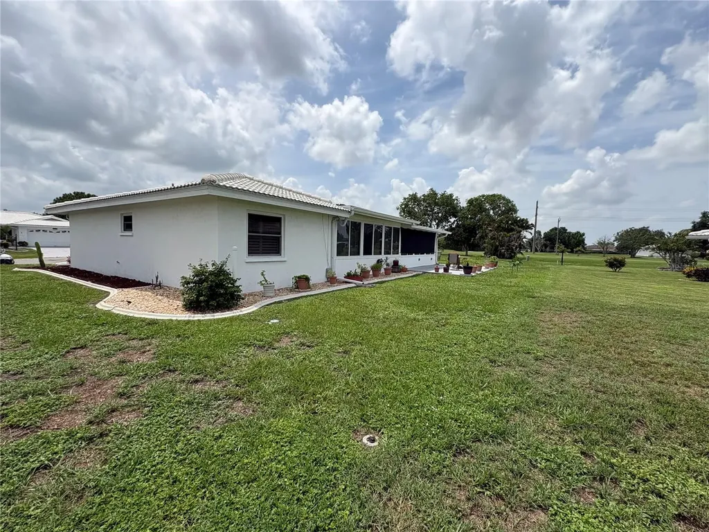 1612 S Elmwood Drive Bradenton FL 34208