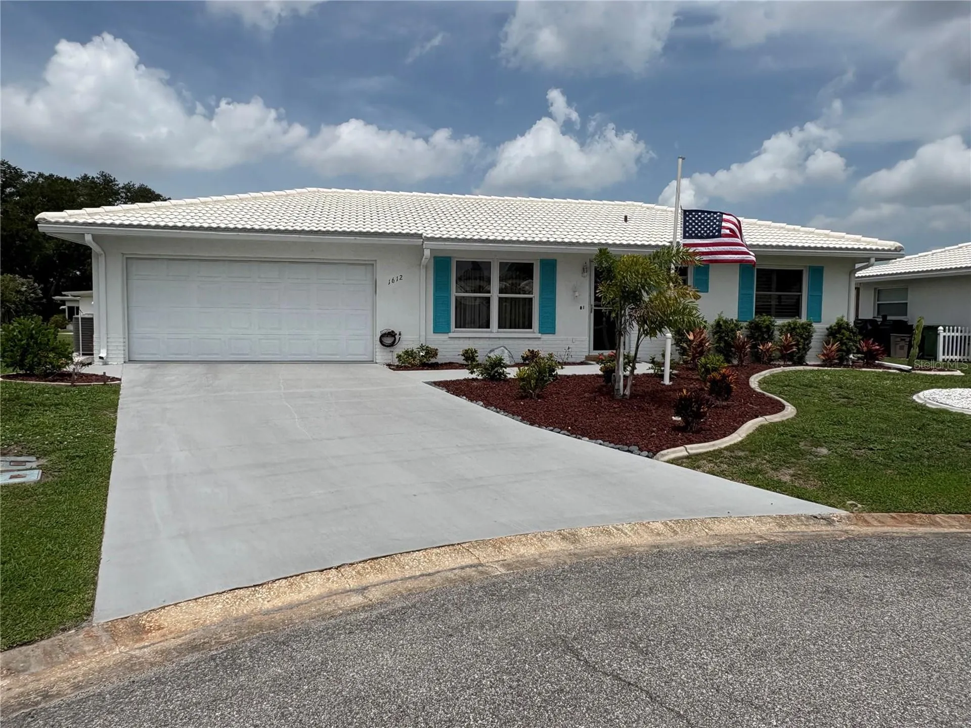 1612 S Elmwood Drive Bradenton FL 34208