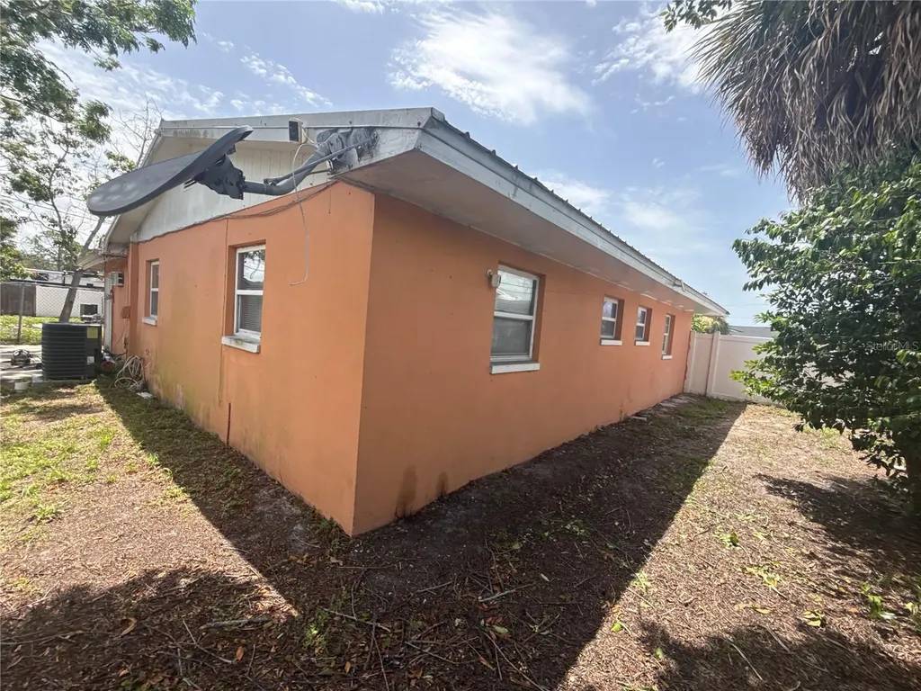 7507 W Caracas Street Tampa FL 33615