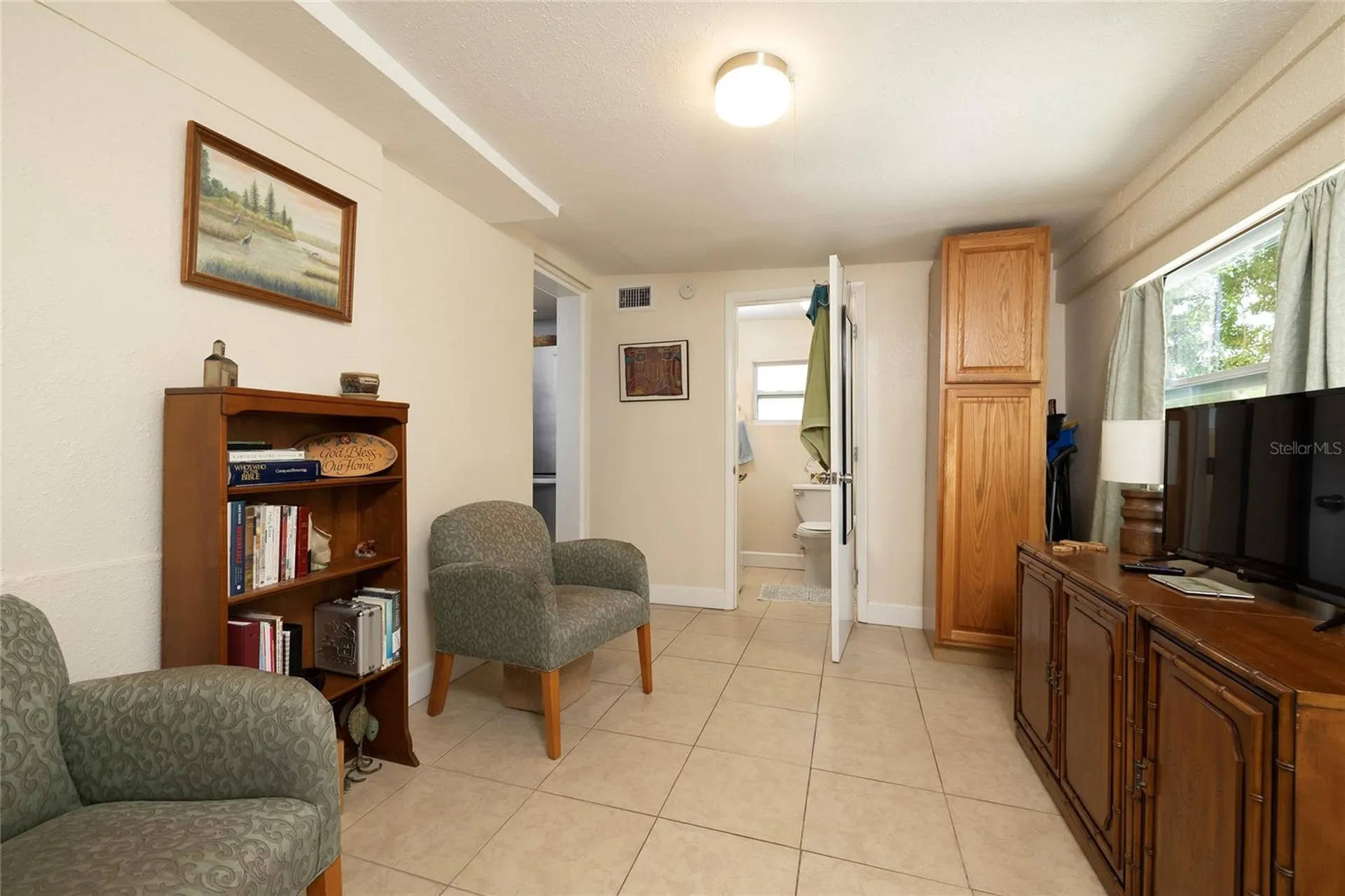 2869 30th Avenue N St Petersburg FL 33713