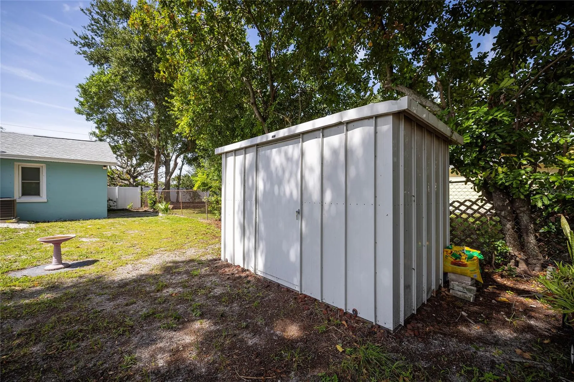 2869 30th Avenue N St Petersburg FL 33713