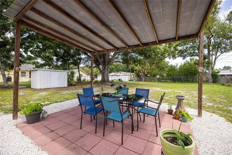 2869 30th Avenue N St Petersburg FL 33713