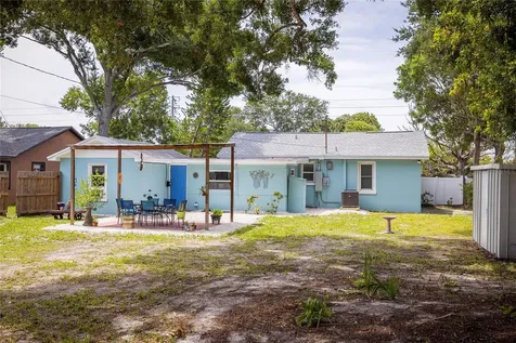 2869 30th Avenue N St Petersburg FL 33713
