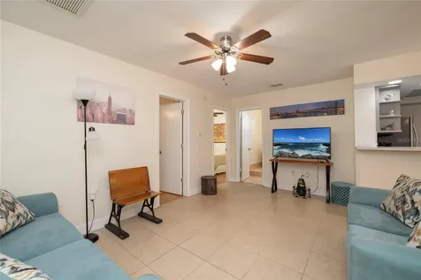 2869 30th Avenue N St Petersburg FL 33713