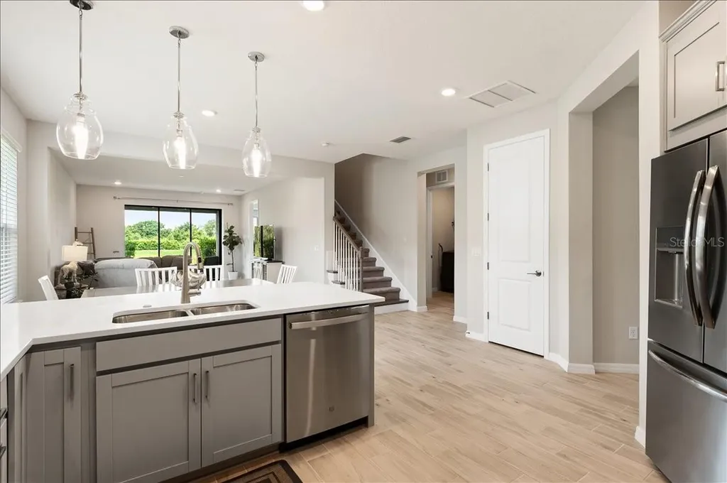 9016 Tequila Sunrise Drive Sarasota FL 34241
