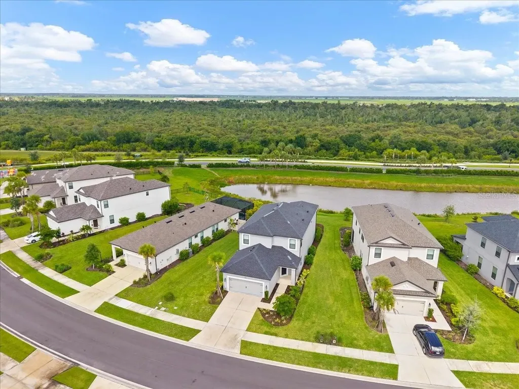 9016 Tequila Sunrise Drive Sarasota FL 34241