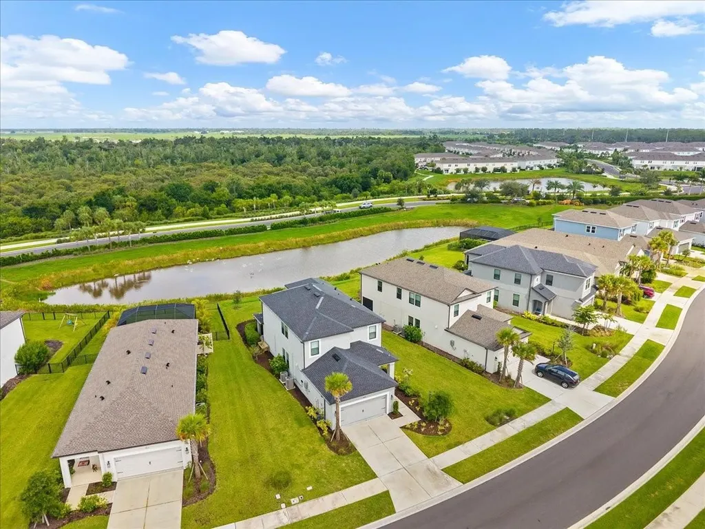 9016 Tequila Sunrise Drive Sarasota FL 34241