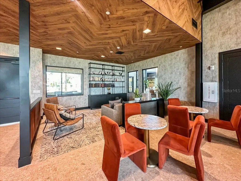 9016 Tequila Sunrise Drive Sarasota FL 34241