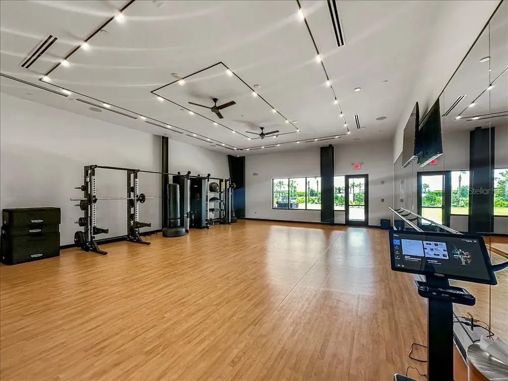 9016 Tequila Sunrise Drive Sarasota FL 34241