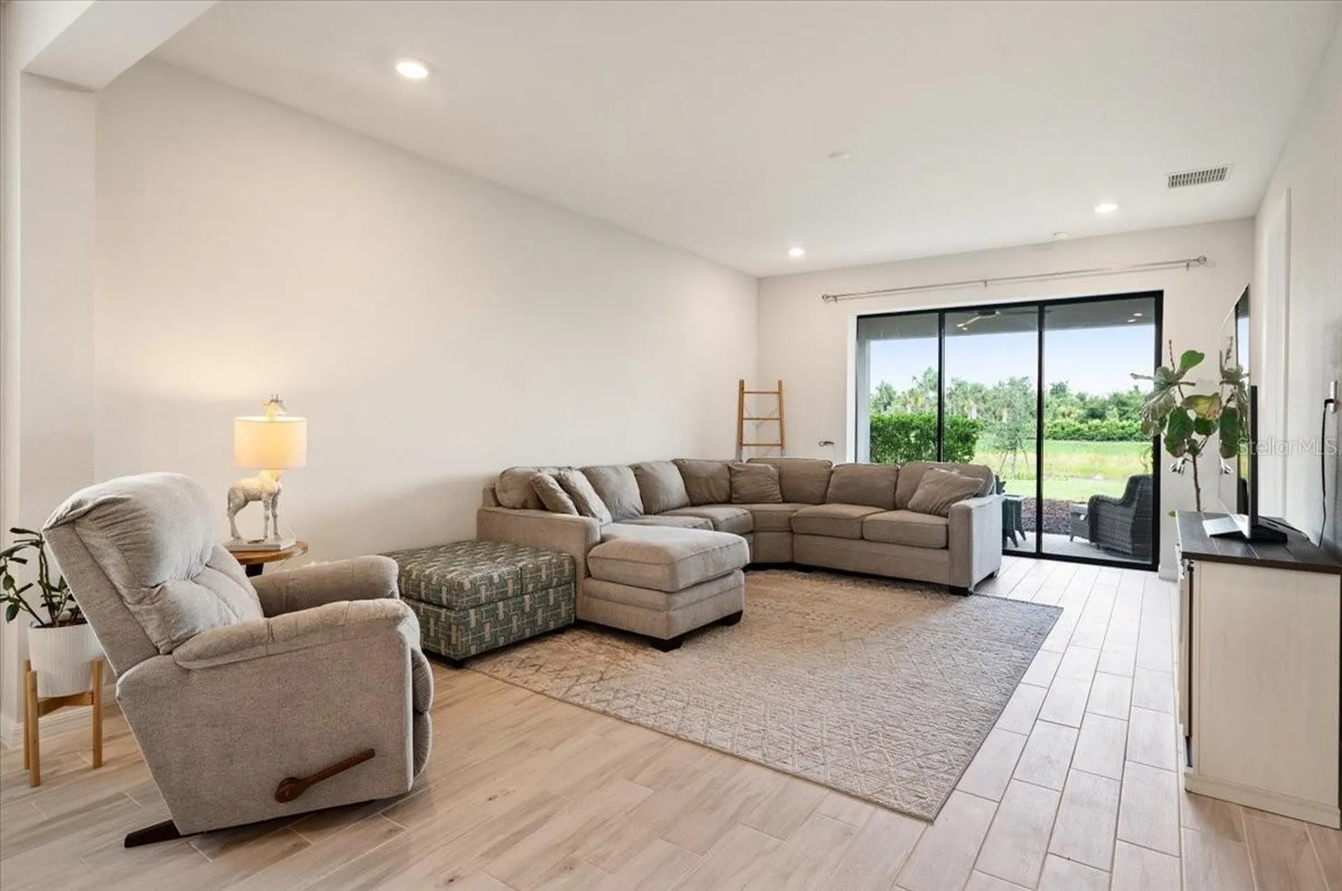 9016 Tequila Sunrise Drive Sarasota FL 34241