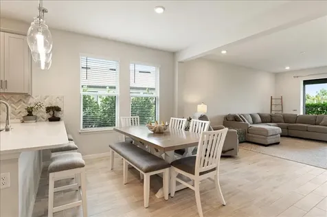 9016 Tequila Sunrise Drive Sarasota FL 34241