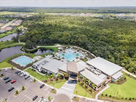 9016 Tequila Sunrise Drive Sarasota FL 34241