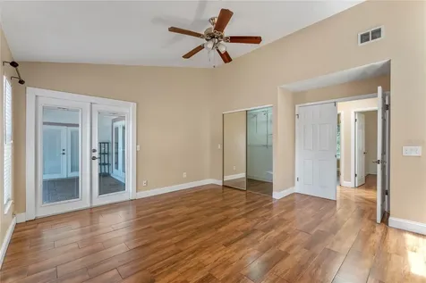 521 Lakeshore Circle Lake Mary FL 32746