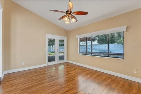 521 Lakeshore Circle Lake Mary FL 32746