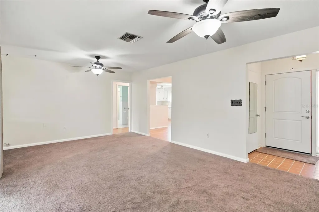 1631 Canal Court Tavares FL 32778