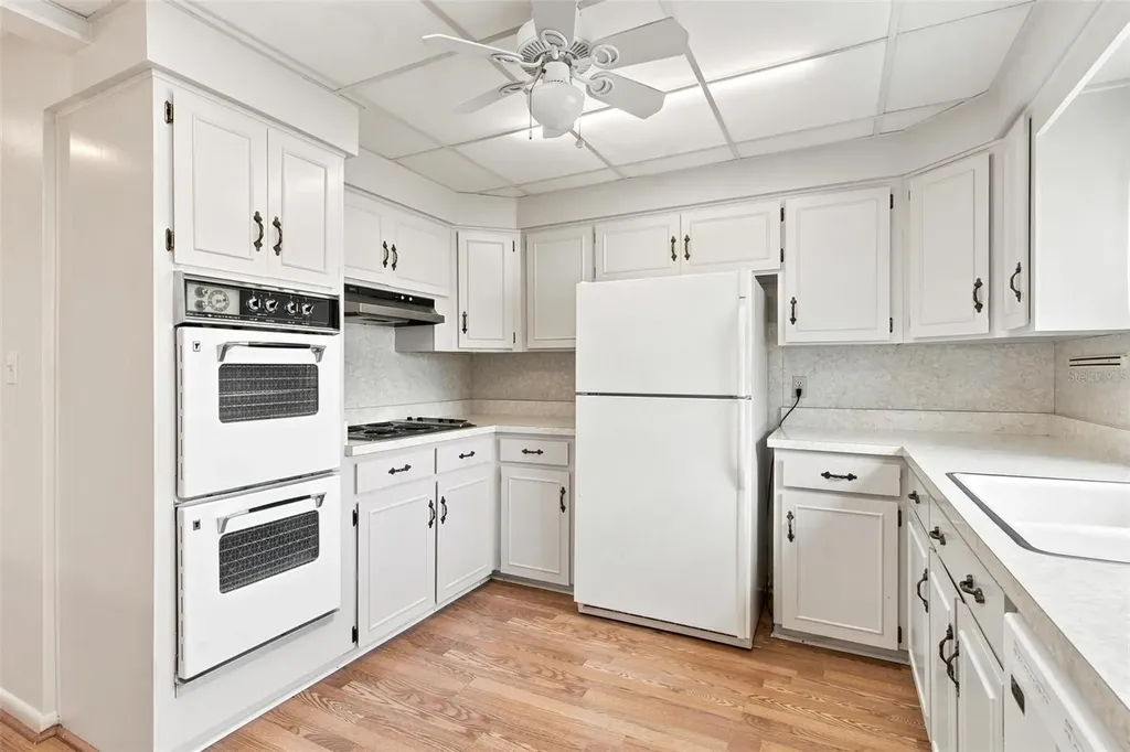 1631 Canal Court Tavares FL 32778