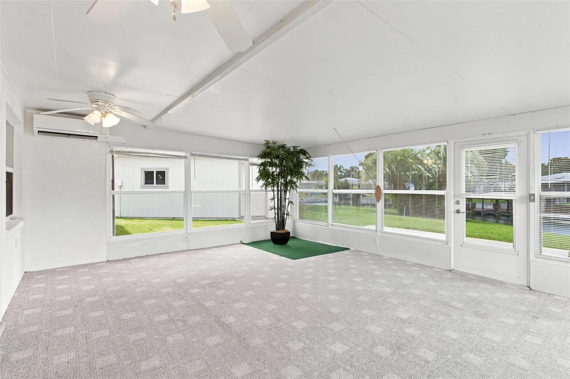 1631 Canal Court Tavares FL 32778