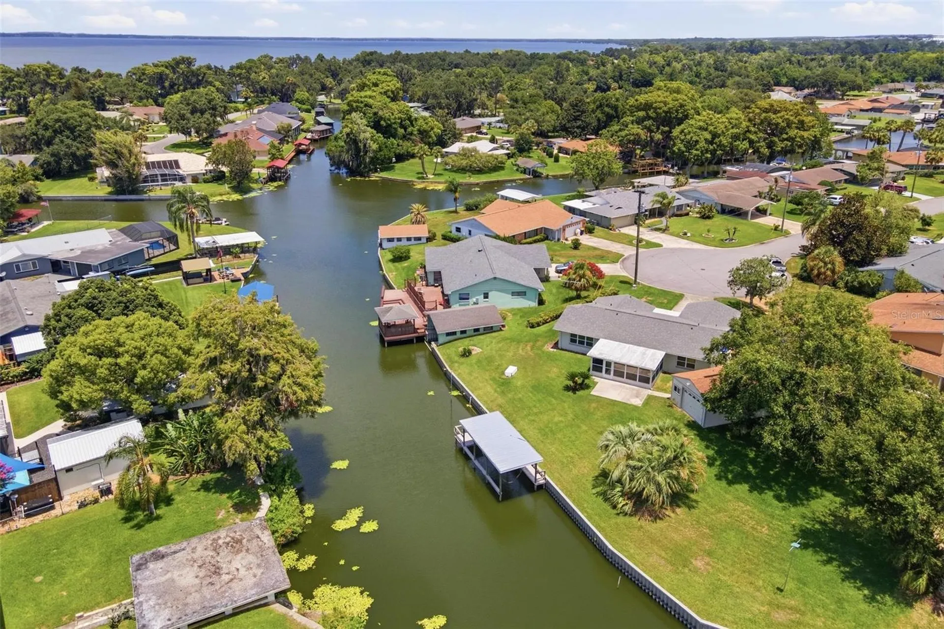 1631 Canal Court Tavares FL 32778