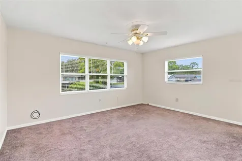 1631 Canal Court Tavares FL 32778