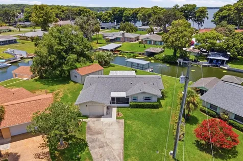 1631 Canal Court Tavares FL 32778