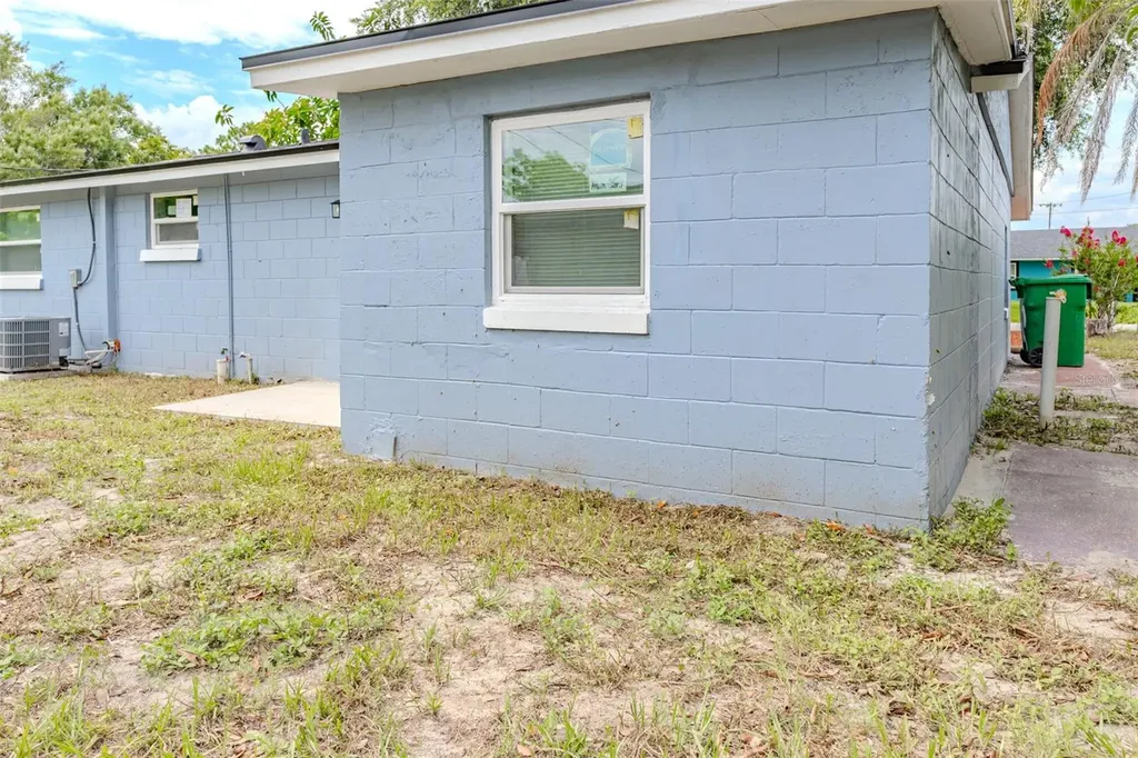 217 Betty Avenue S Dundee FL 33838