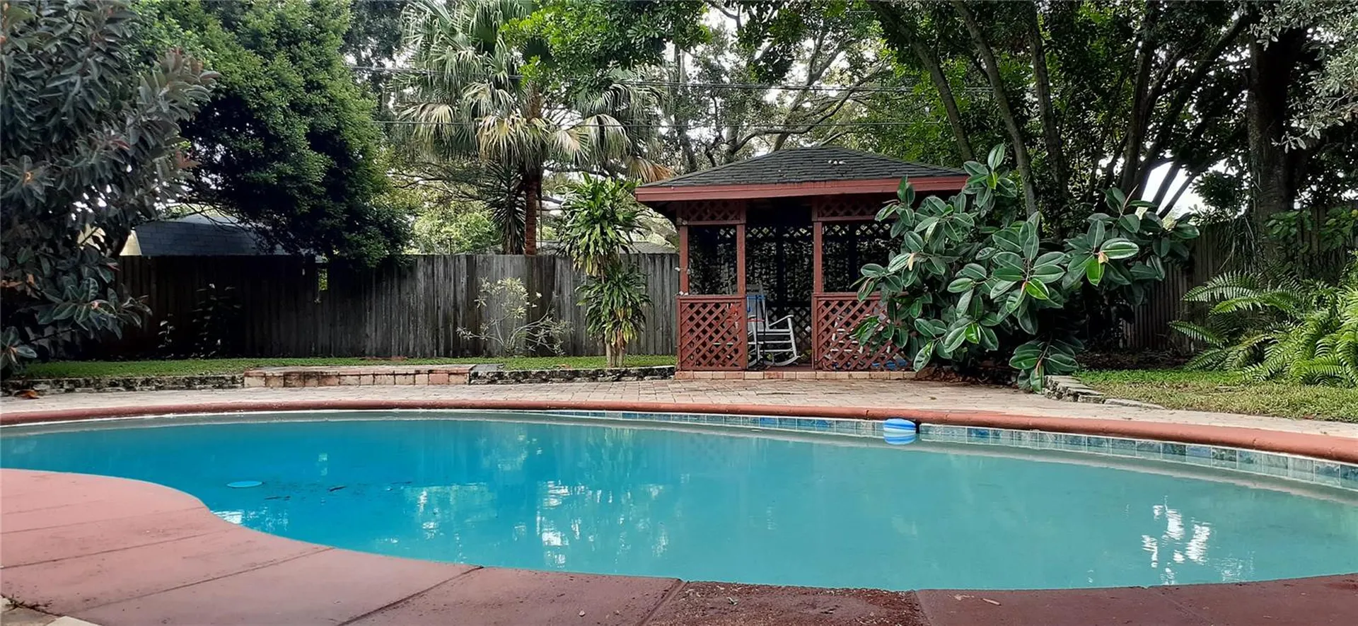 3925 W Bay View Avenue Tampa FL 33611