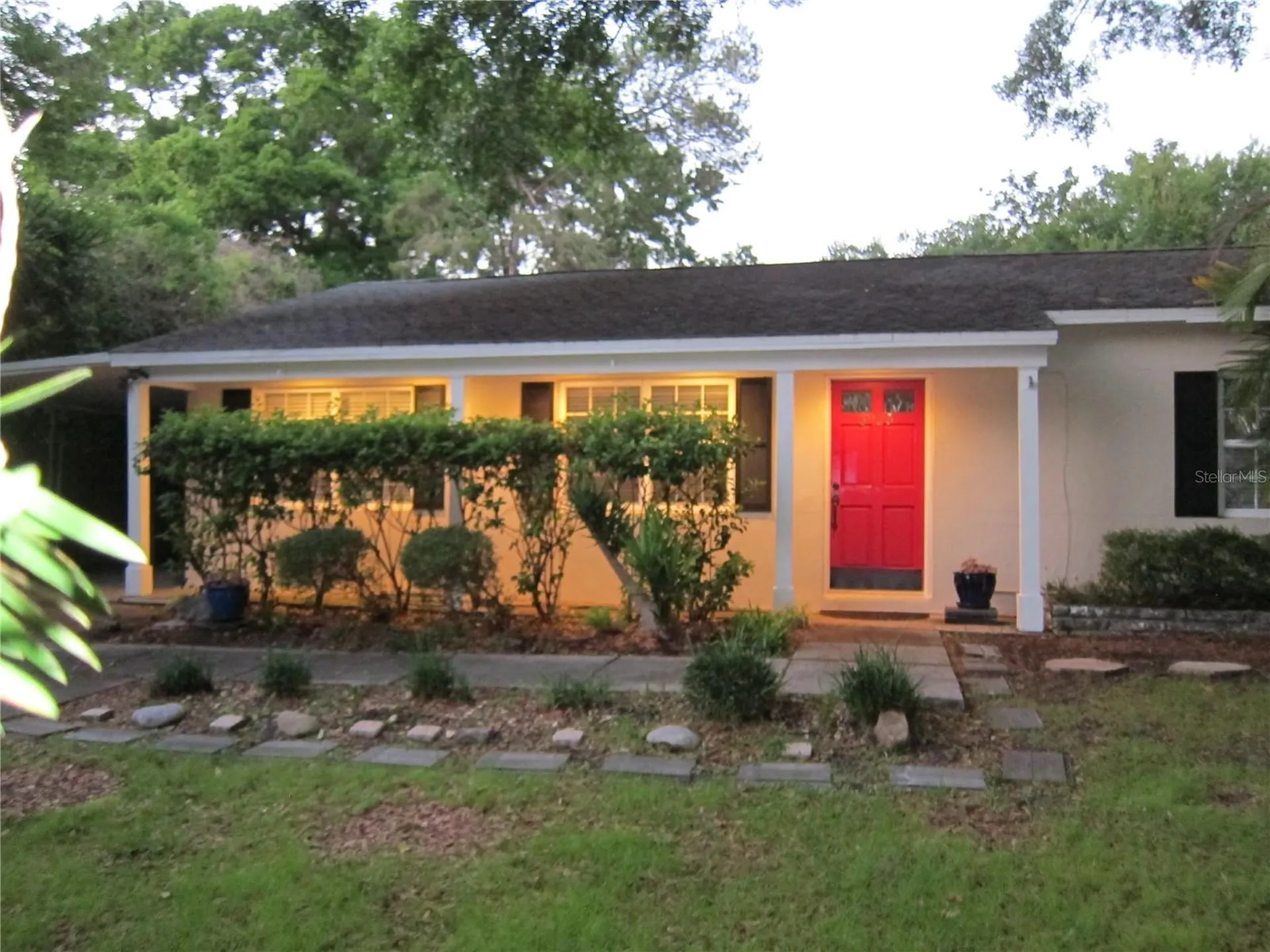 3925 W Bay View Avenue Tampa FL 33611