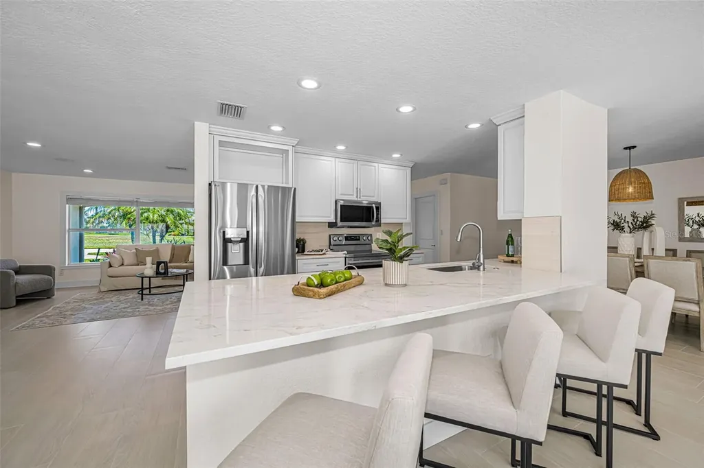 7901 10th Avenue S St Petersburg FL 33707