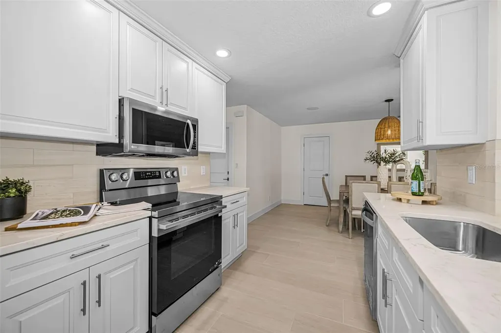 7901 10th Avenue S St Petersburg FL 33707