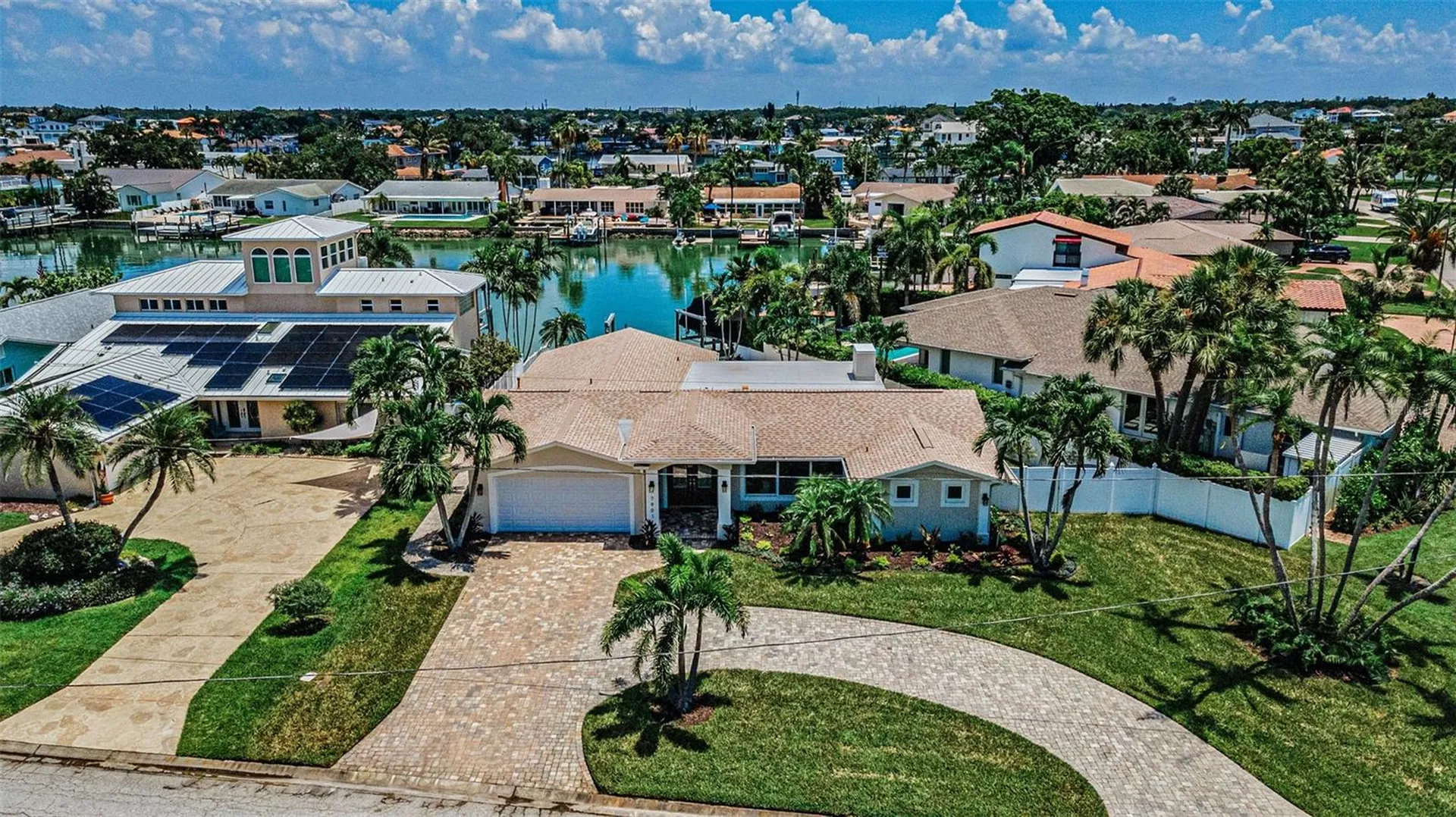 7901 10th Avenue S St Petersburg FL 33707