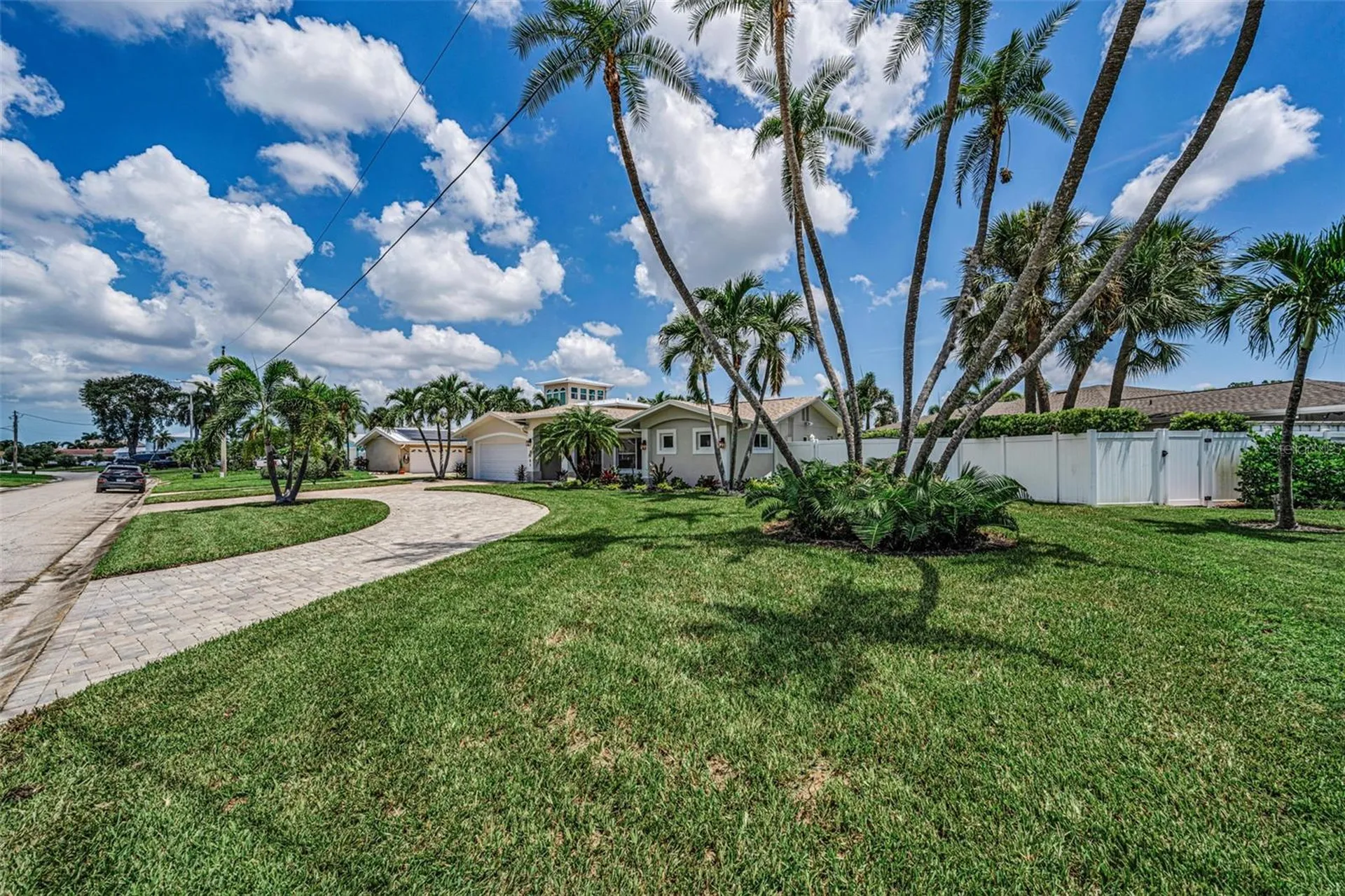 7901 10th Avenue S St Petersburg FL 33707