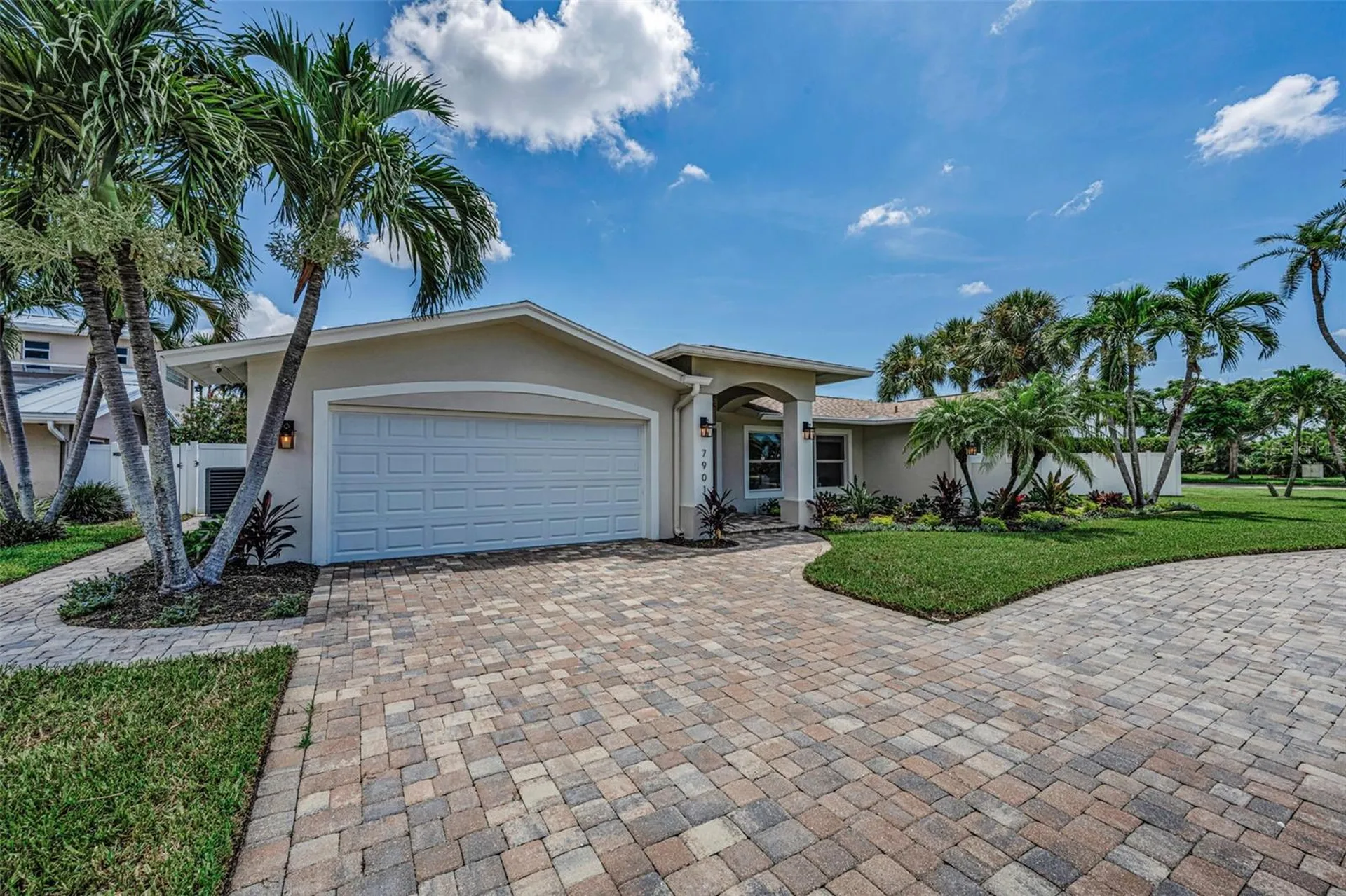 7901 10th Avenue S St Petersburg FL 33707