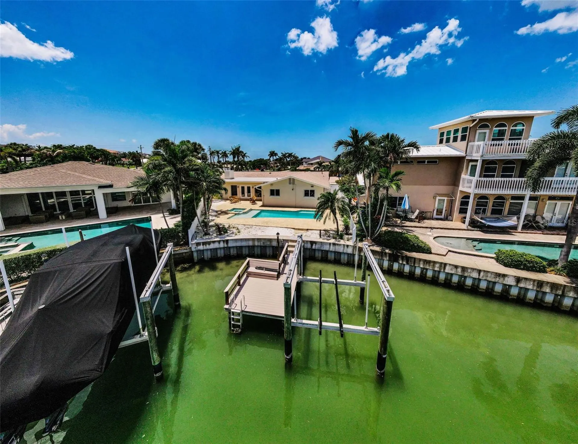 7901 10th Avenue S St Petersburg FL 33707
