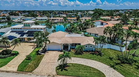 7901 10th Avenue S St Petersburg FL 33707