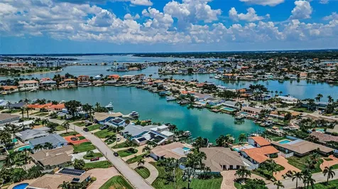 7901 10th Avenue S St Petersburg FL 33707