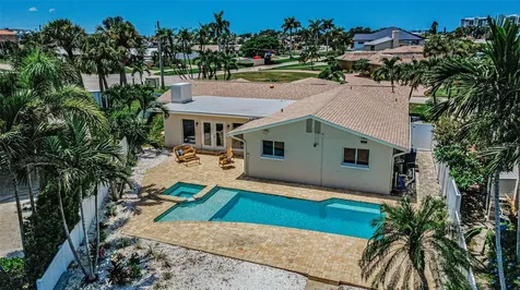 7901 10th Avenue S St Petersburg FL 33707