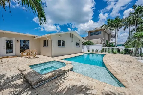 7901 10th Avenue S St Petersburg FL 33707