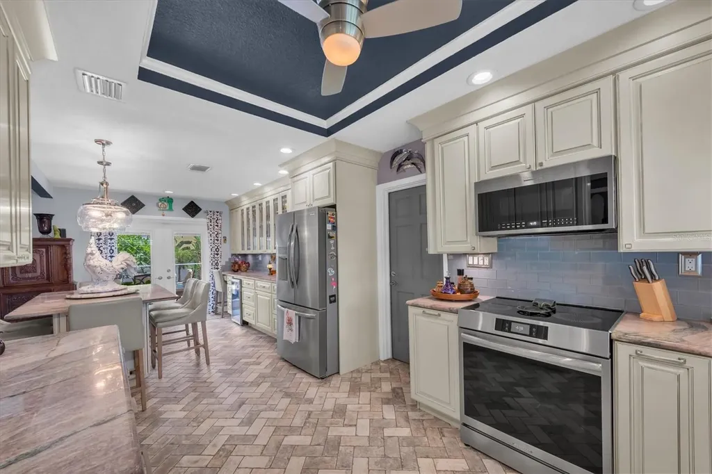 37 Southwind Drive Belleair Bluffs FL 33770