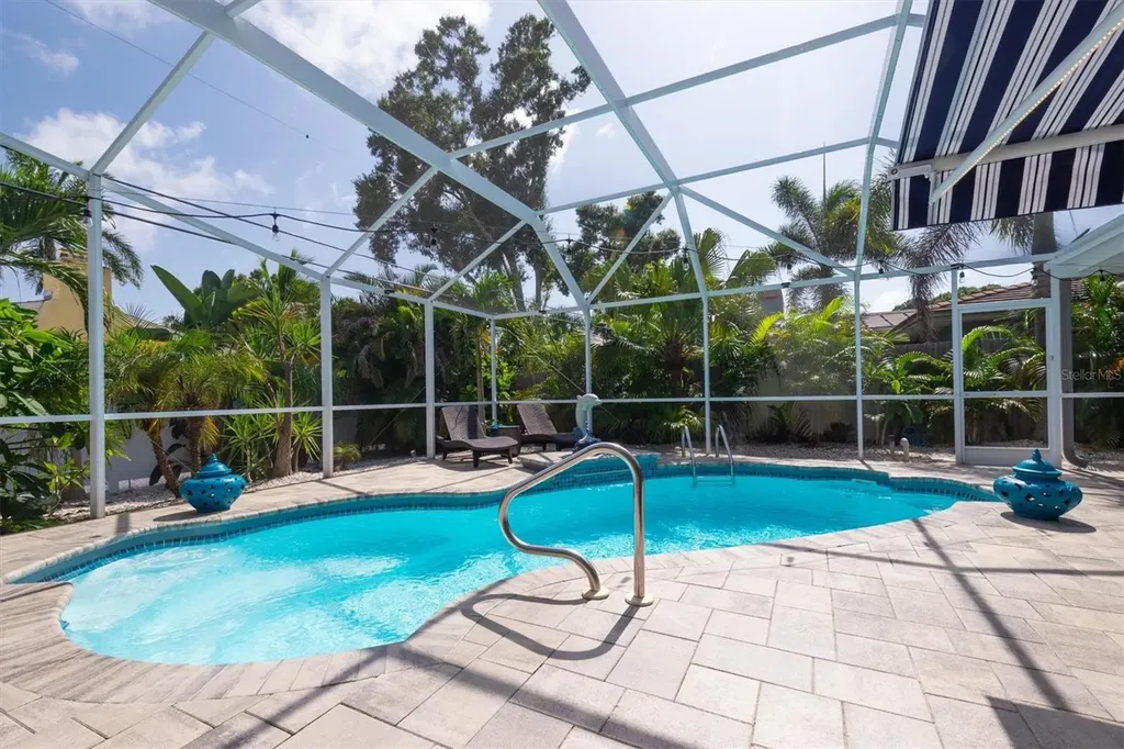 37 Southwind Drive Belleair Bluffs FL 33770