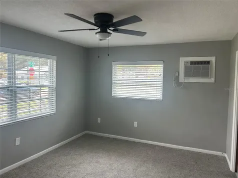 300 35th Avenue N St Petersburg FL 33704