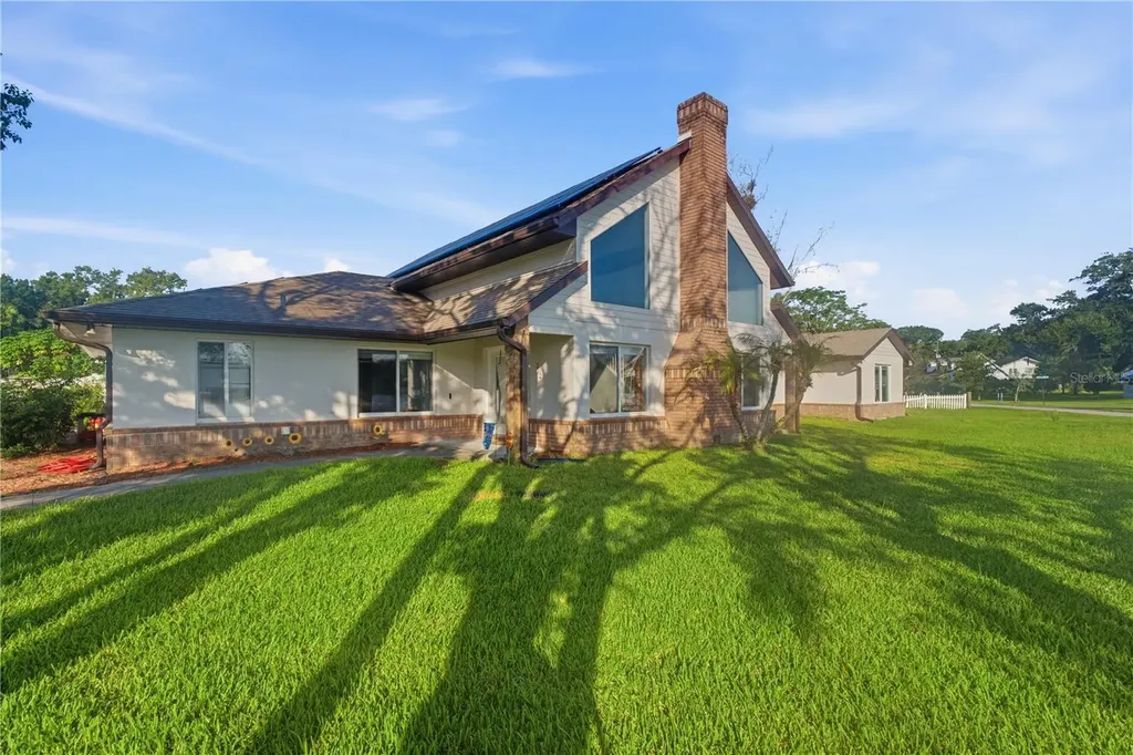 212 Pleasant Street Lake Helen FL 32744