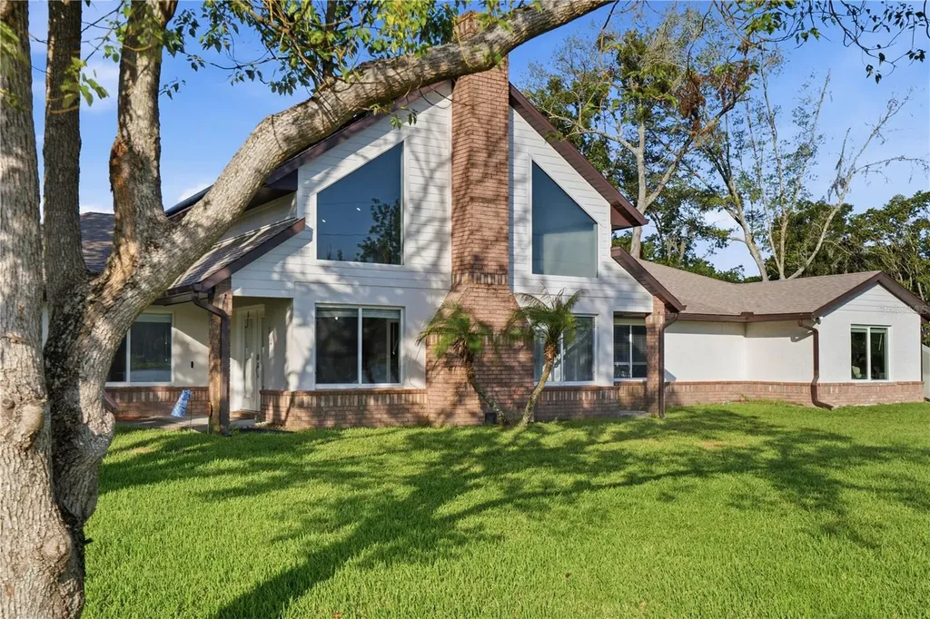 212 Pleasant Street Lake Helen FL 32744