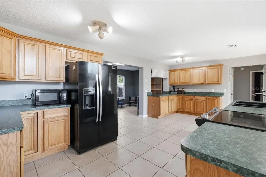 212 Pleasant Street Lake Helen FL 32744