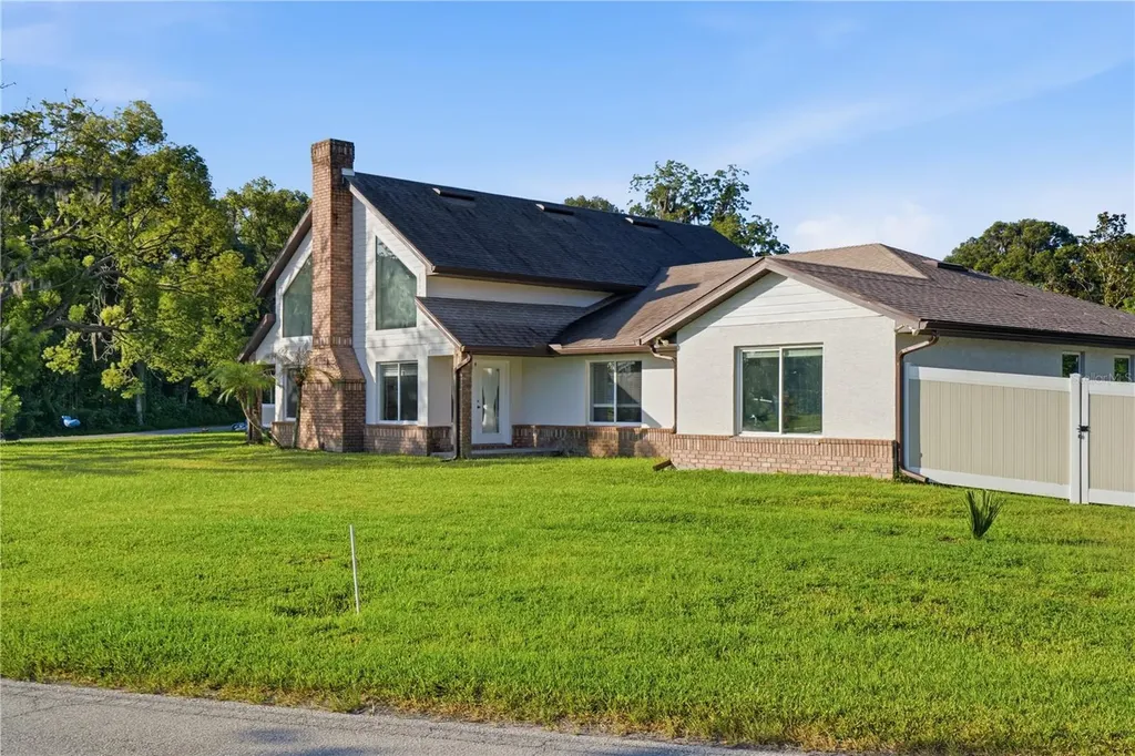 212 Pleasant Street Lake Helen FL 32744