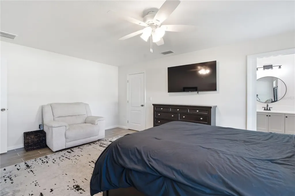 212 Pleasant Street Lake Helen FL 32744