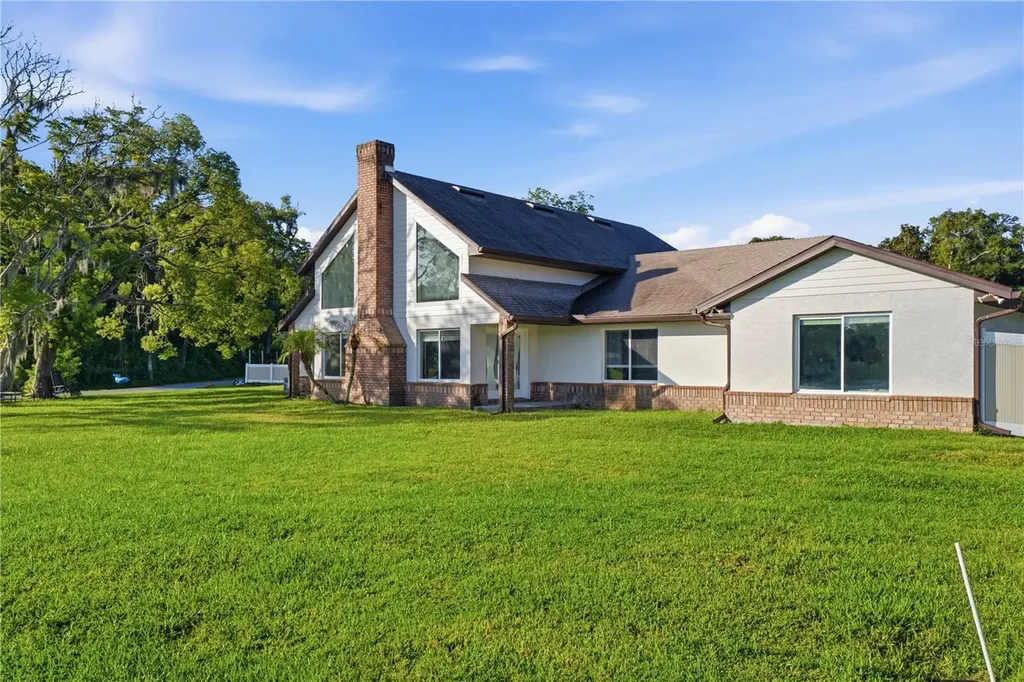 212 Pleasant Street Lake Helen FL 32744